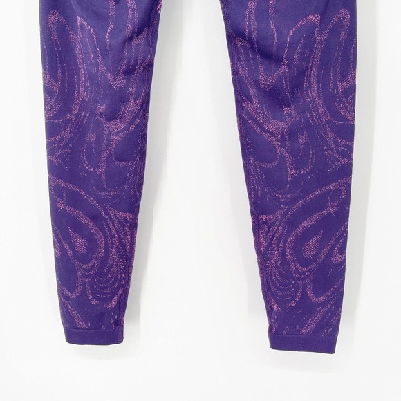 Fabletics Indigo Swirl Seamless Yoga Leggings Sz M Purple High Waisted Stretch - Picture 3 of 7